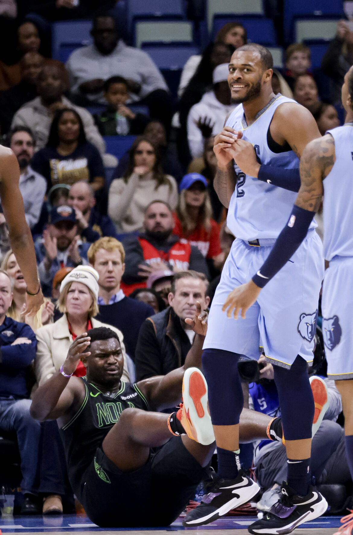 NO.pelicansgrizzlies.122723.153.jpg